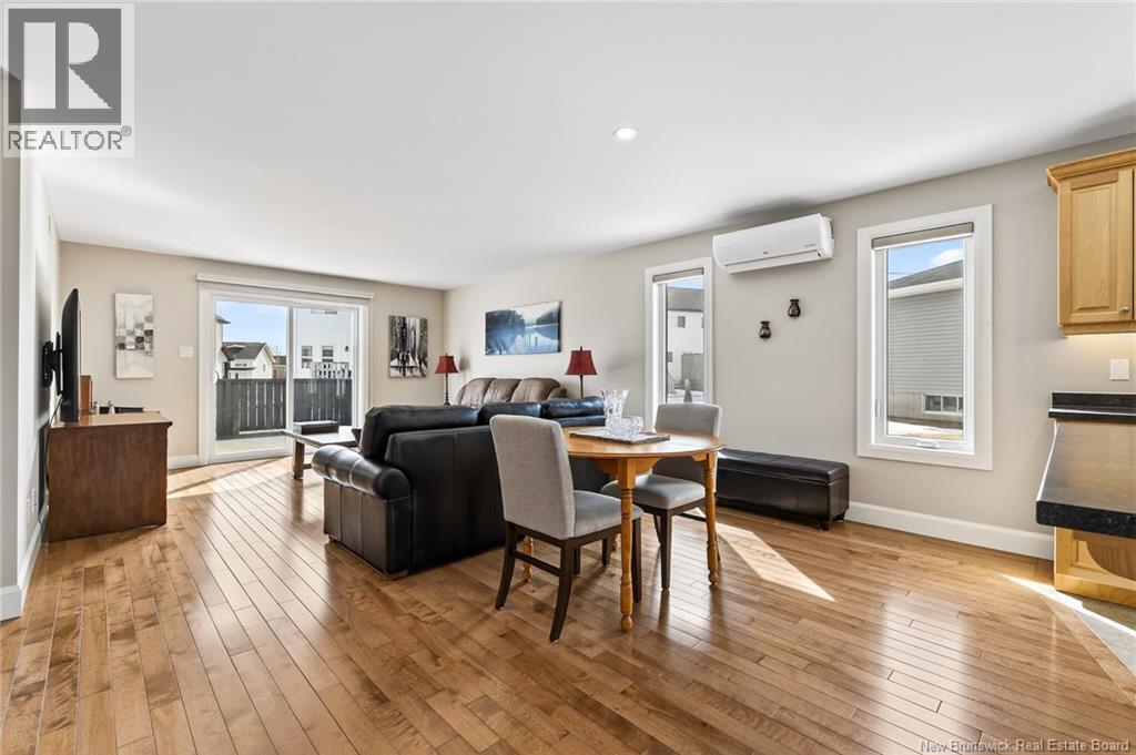 28 Aimé Street - 17