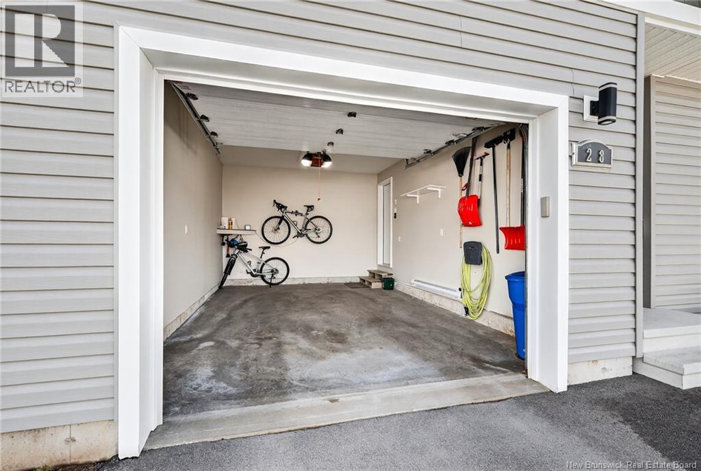 28 Aimé Street - 33