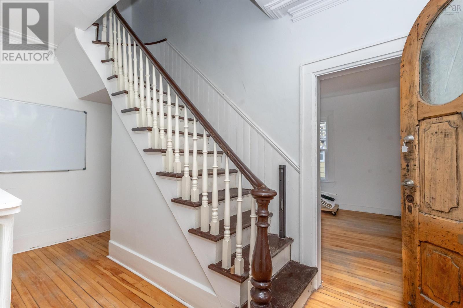 Property 12 of 41 of 808 George Street