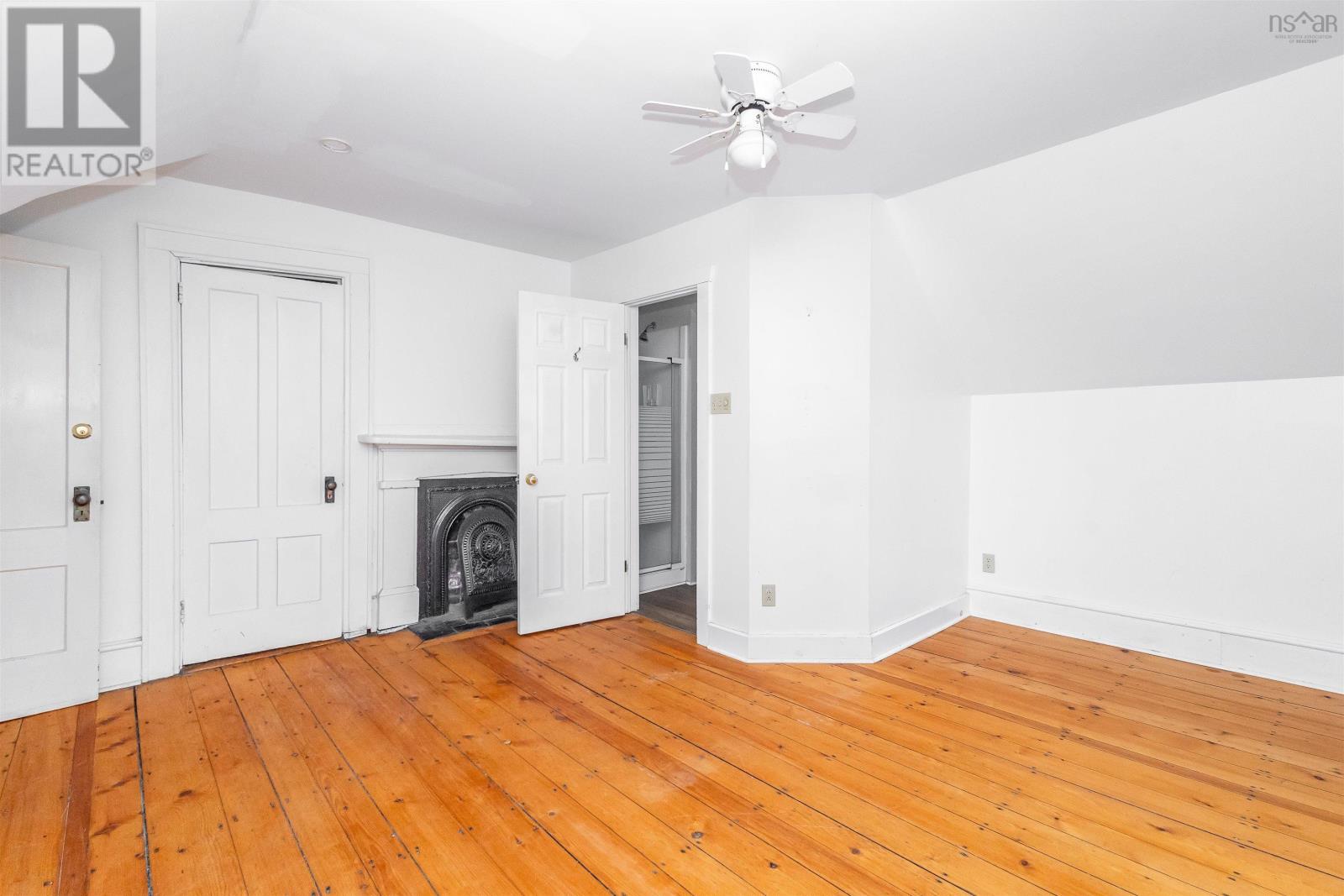 Property 34 of 41 of 808 George Street