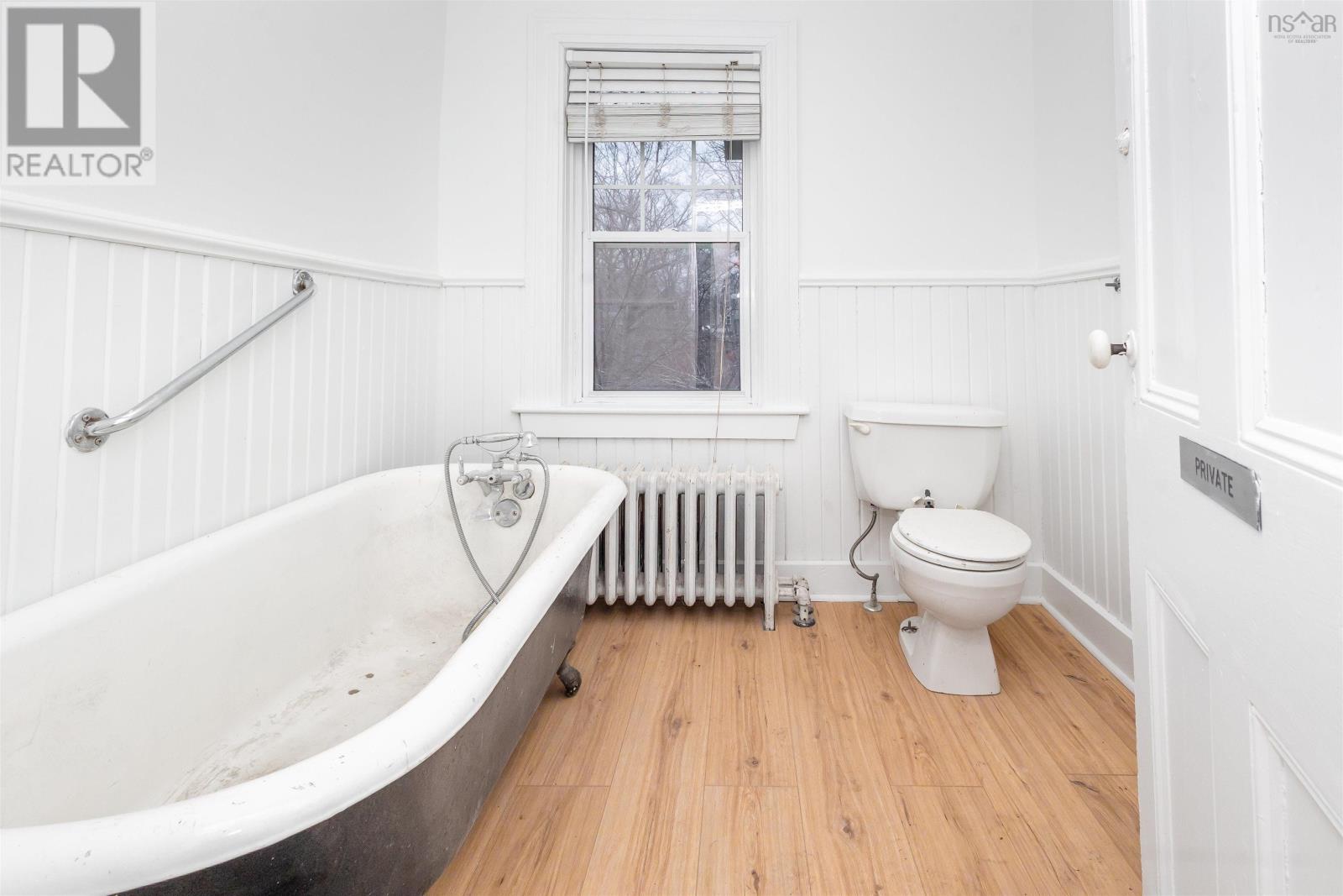 Property 40 of 41 of 808 George Street