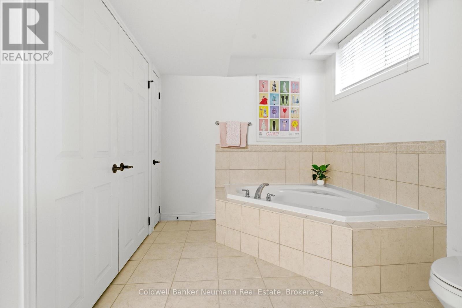 57 WIDEMAN BOULEVARD - 35