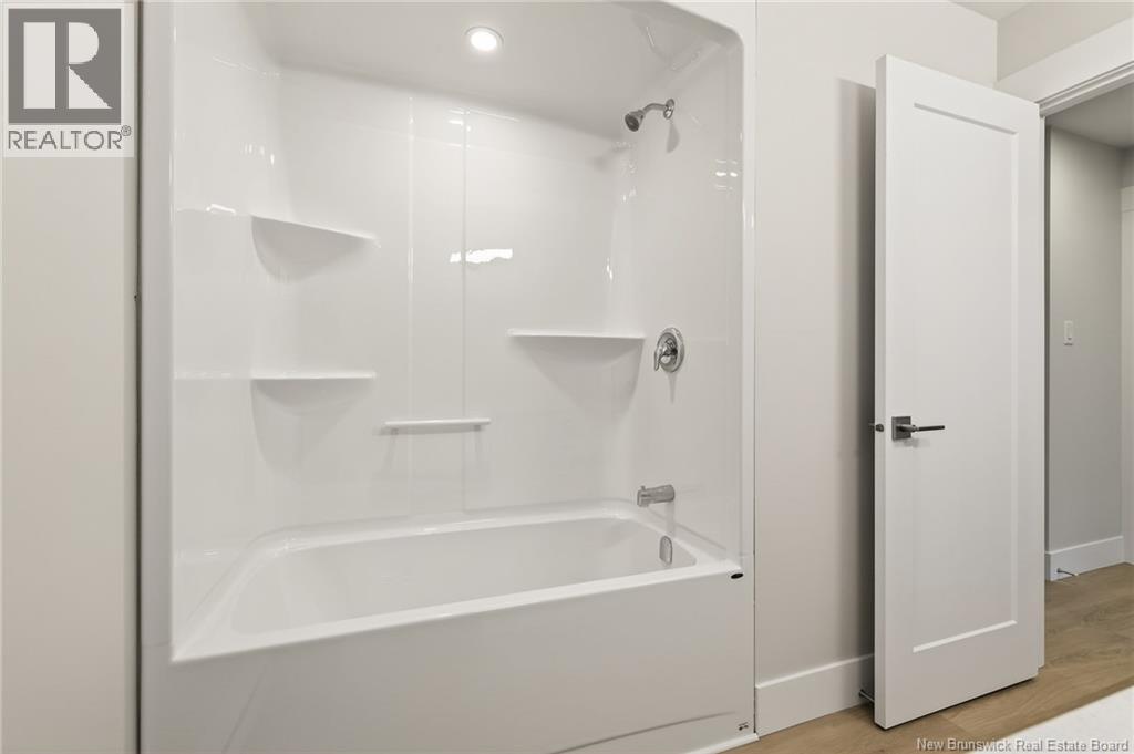 250 des Eleves Street - 24