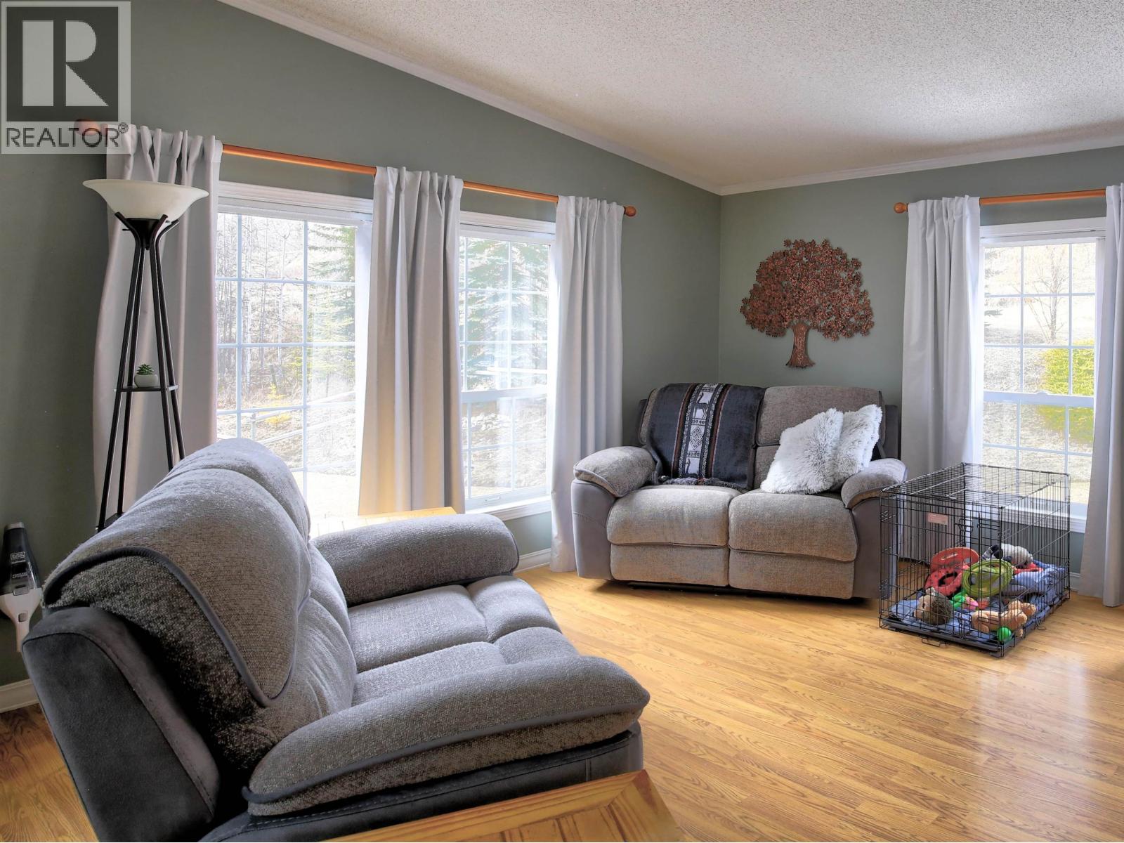 3742 HORSEFLY ROAD - 6