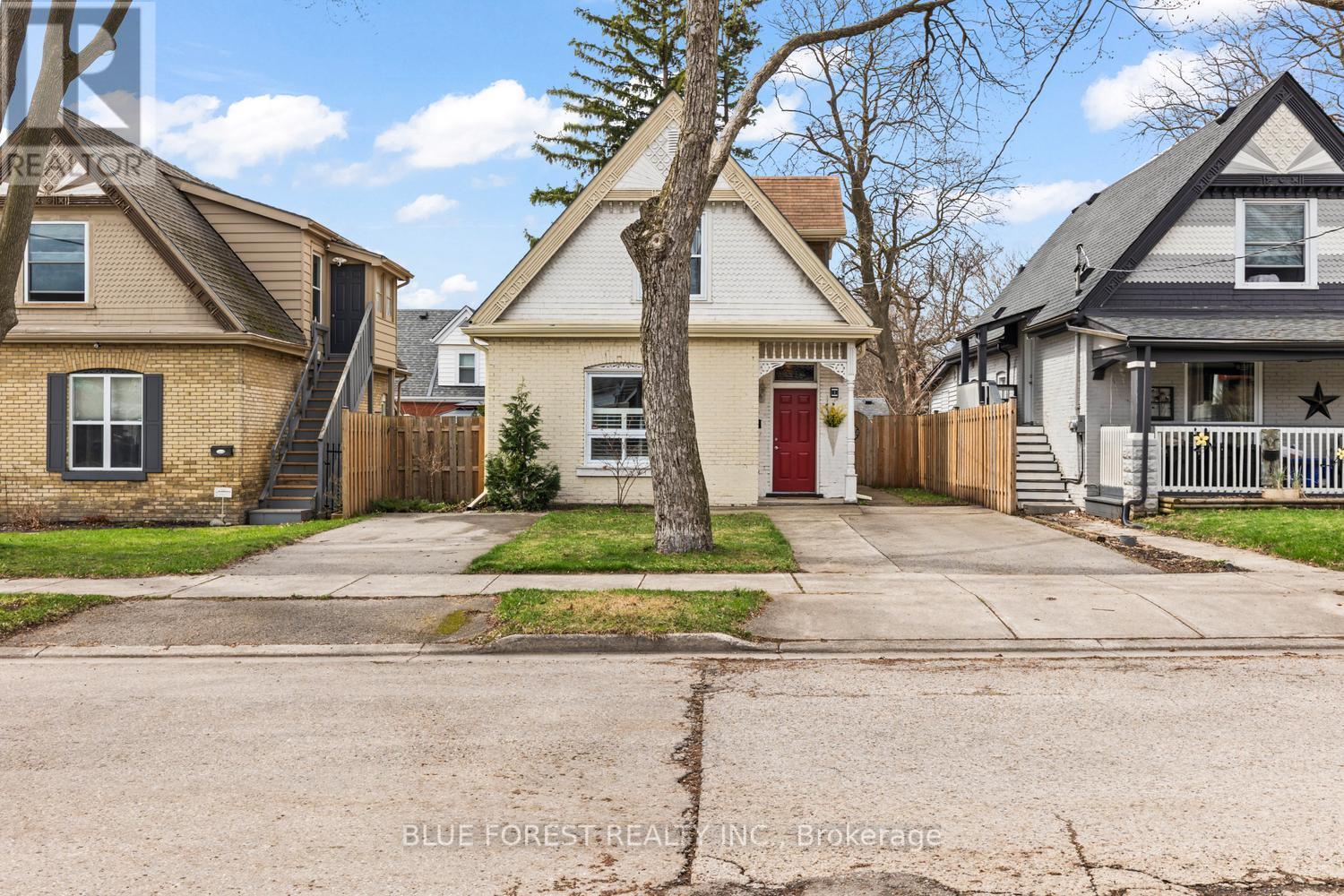 3 MARMORA STREET Property Photo