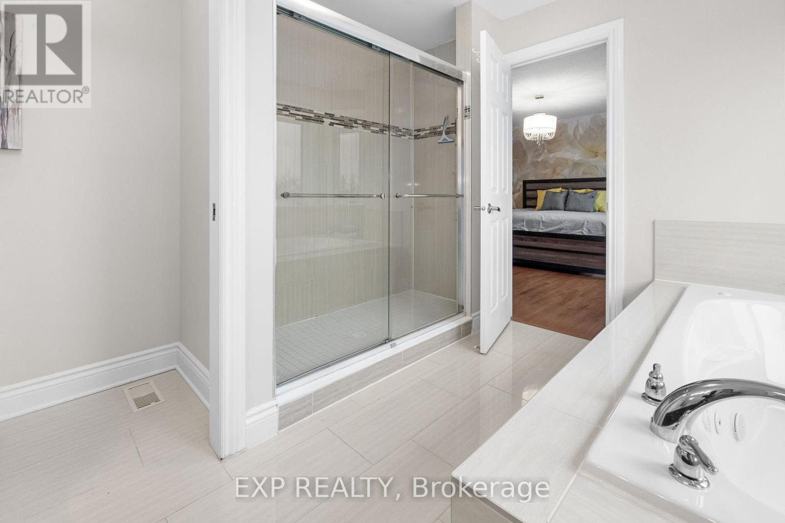 5 BERT HALL STREET - 31
