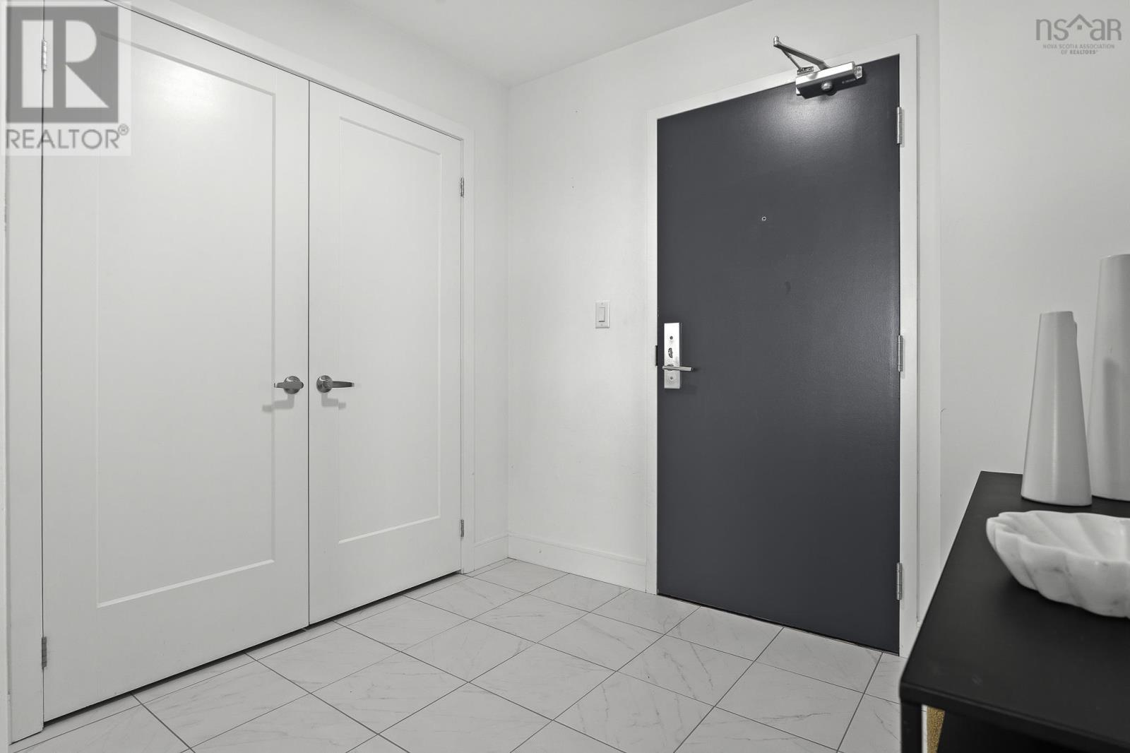 Property 7 of 48 of 1103 72 Seapoint Road