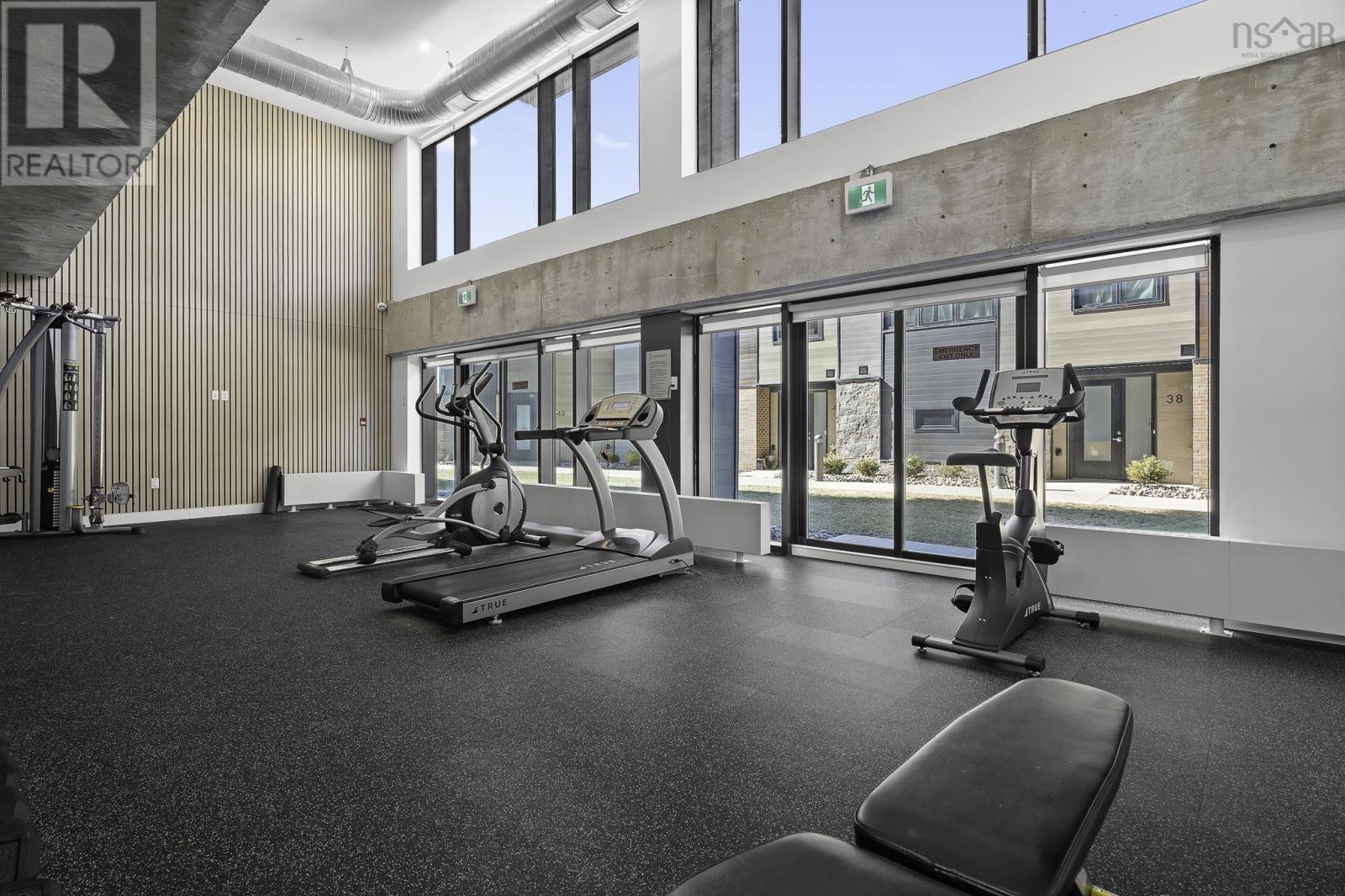 Property 34 of 48 of 1103 72 Seapoint Road