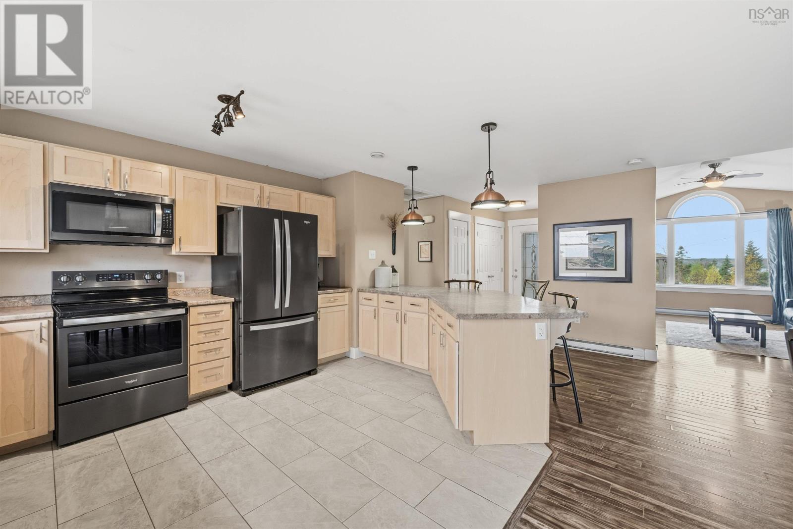 Property 7 of 34 of 281 Heselton Drive