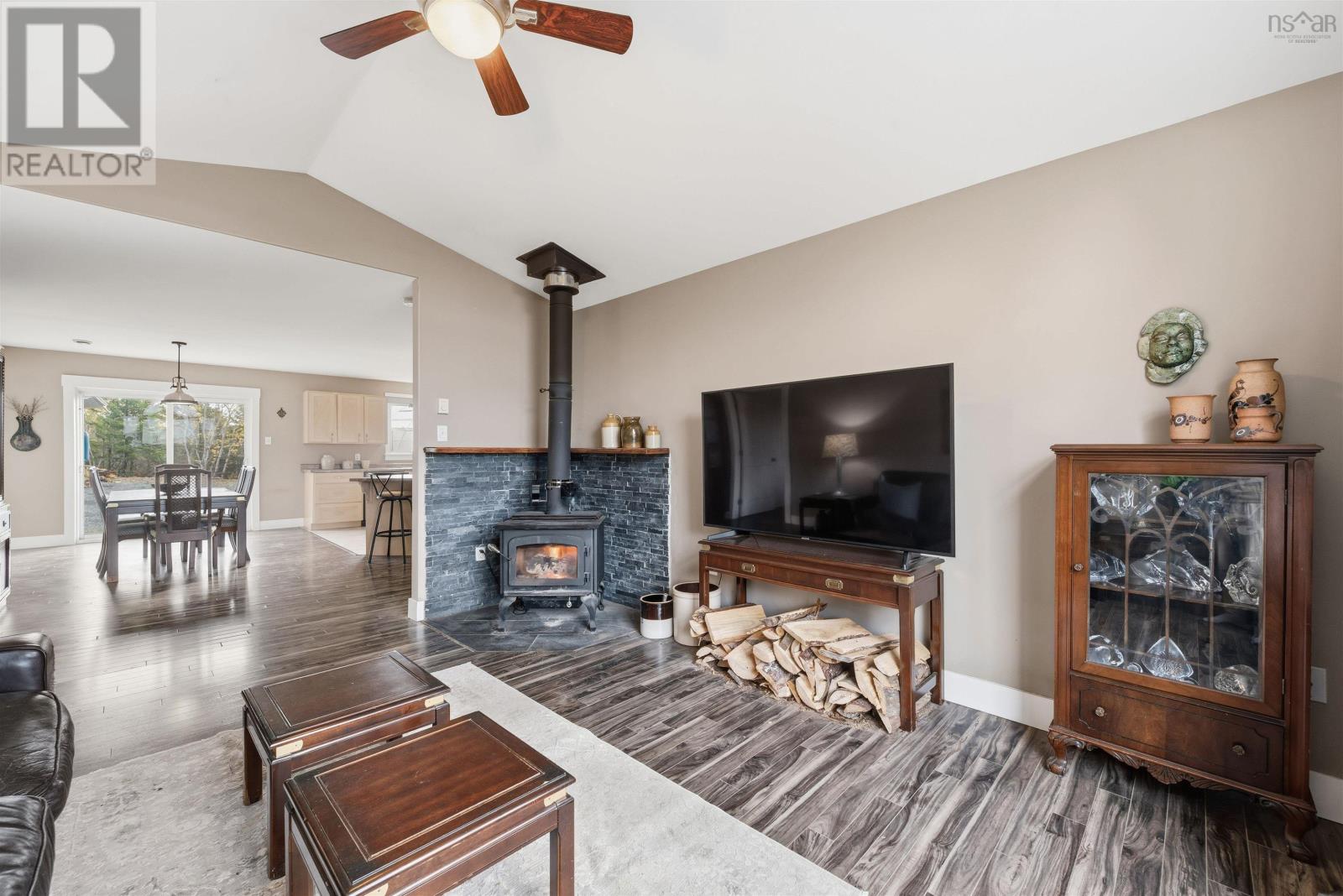 Property 3 of 34 of 281 Heselton Drive