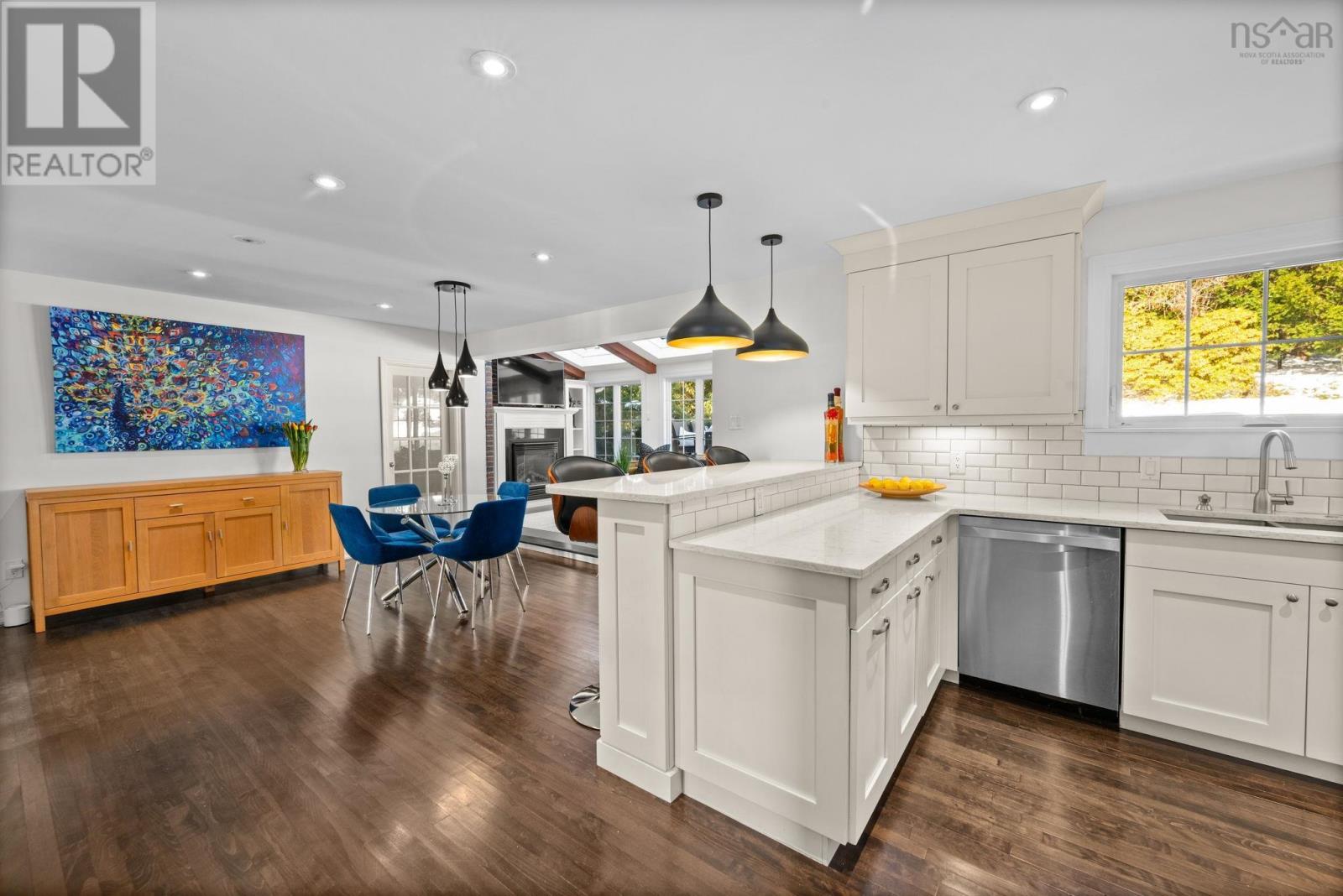 Property 20 of 48 of 523 Francklyn Street