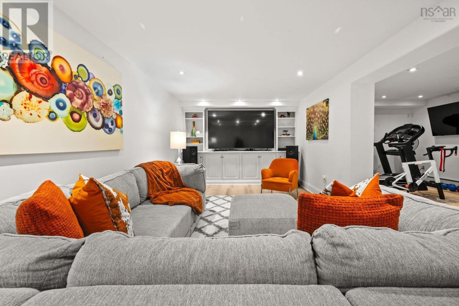 Property 38 of 48 of 523 Francklyn Street