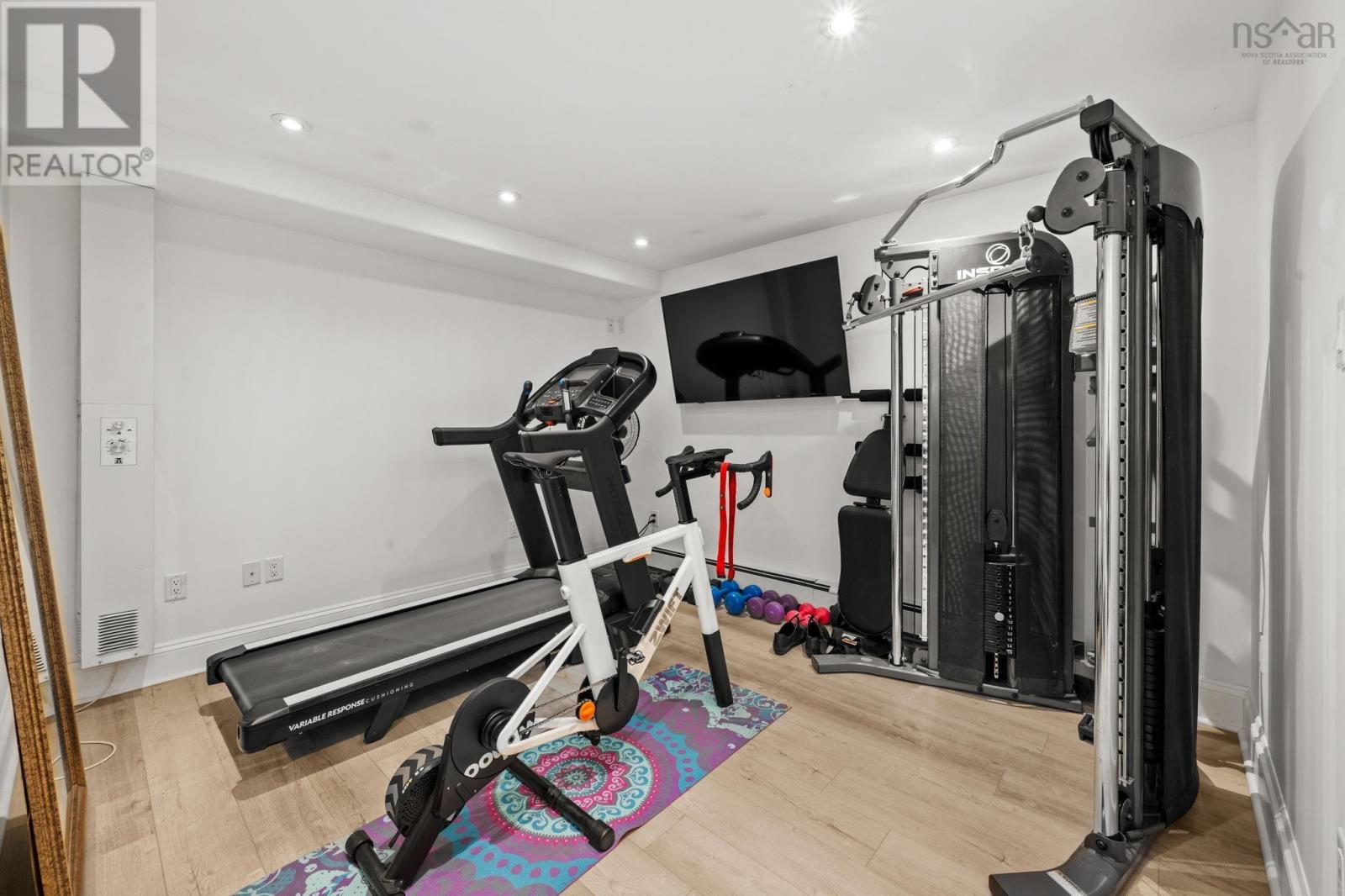 Property 39 of 48 of 523 Francklyn Street