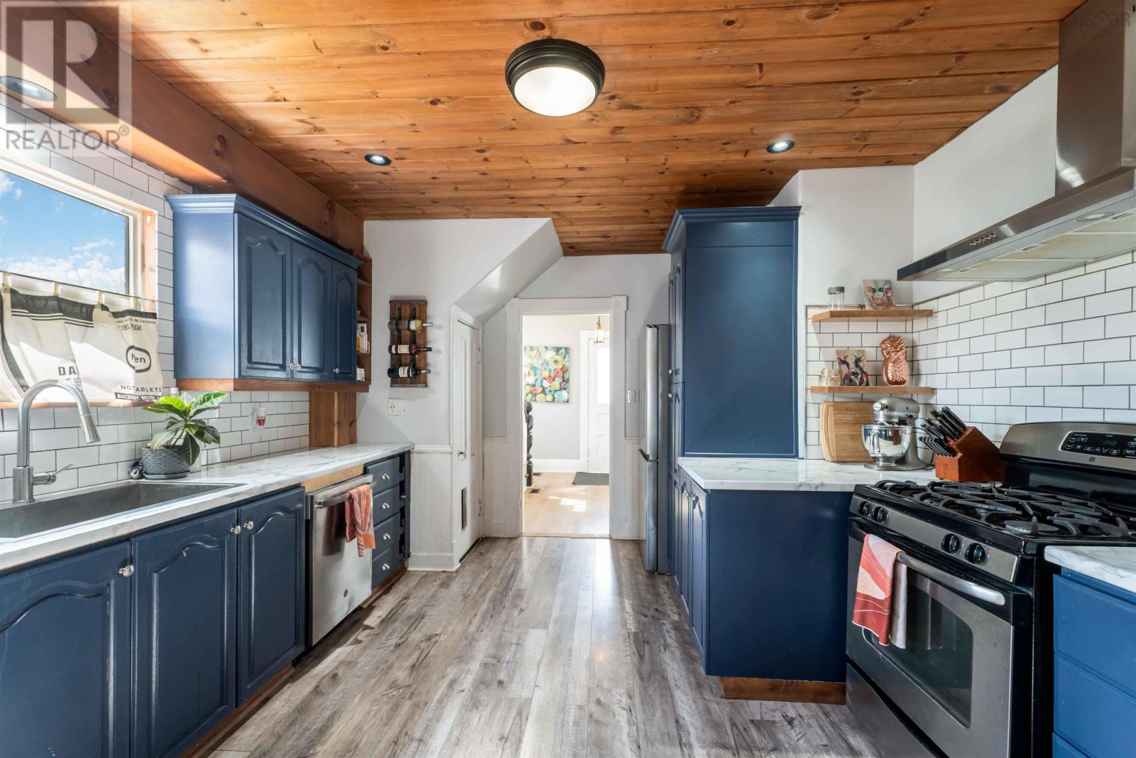 Property 8 of 45 of 22 Washington Street