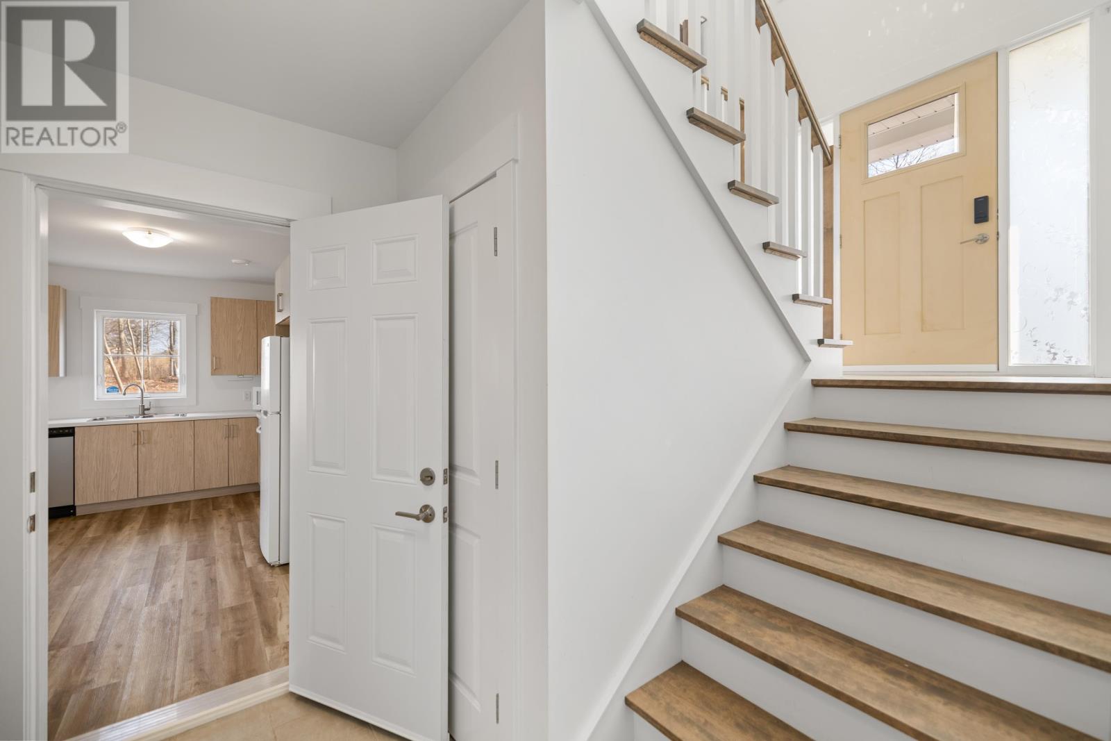 74 England Circle — photo 31