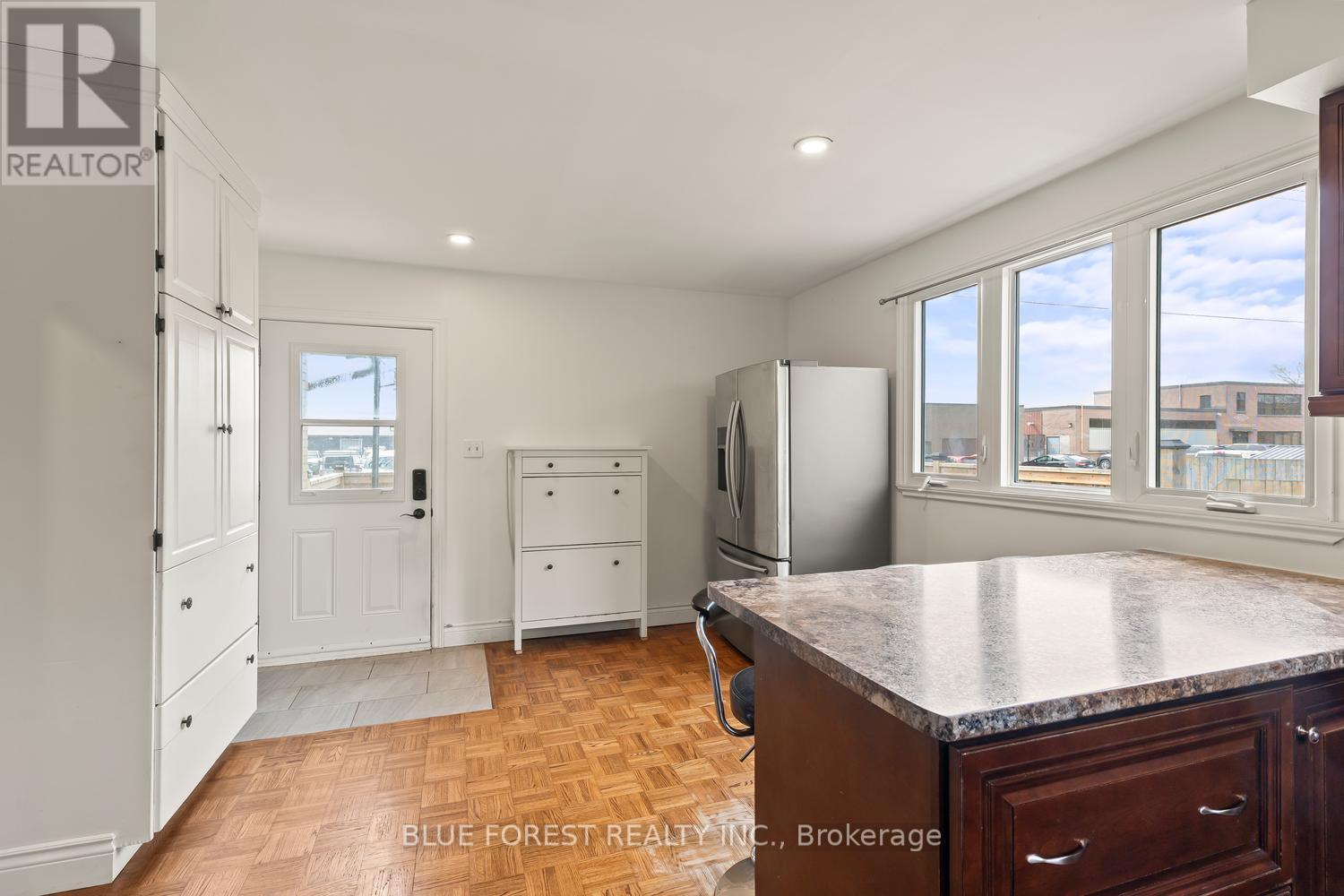 1220 WILTON AVENUE - 22