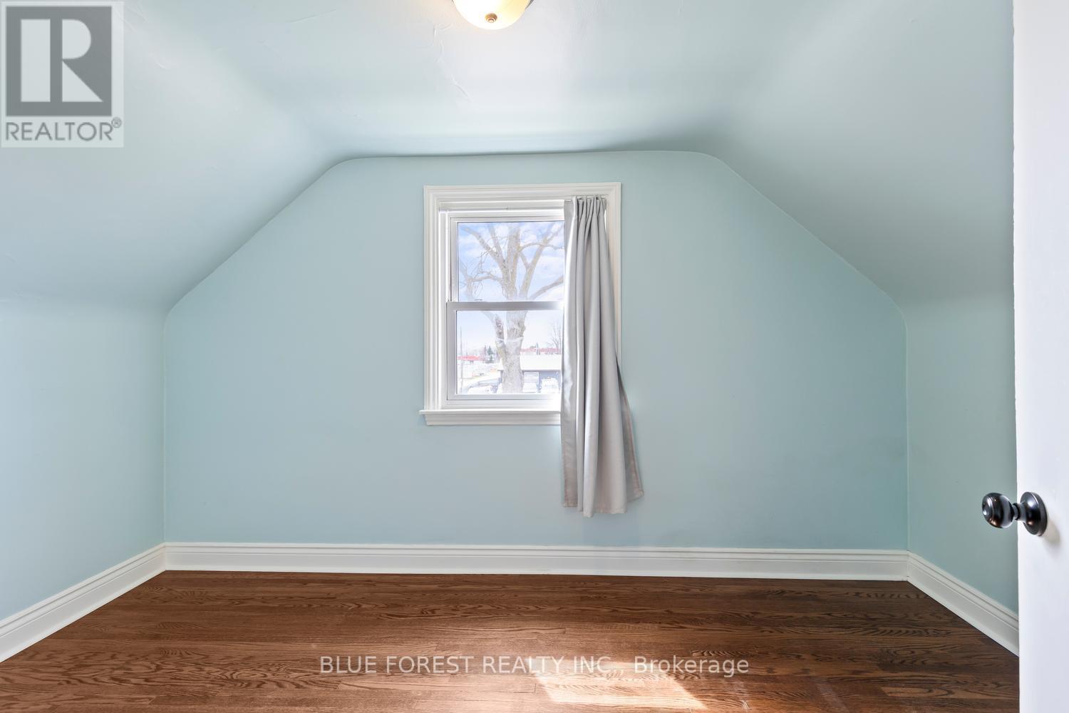 1220 WILTON AVENUE - 26