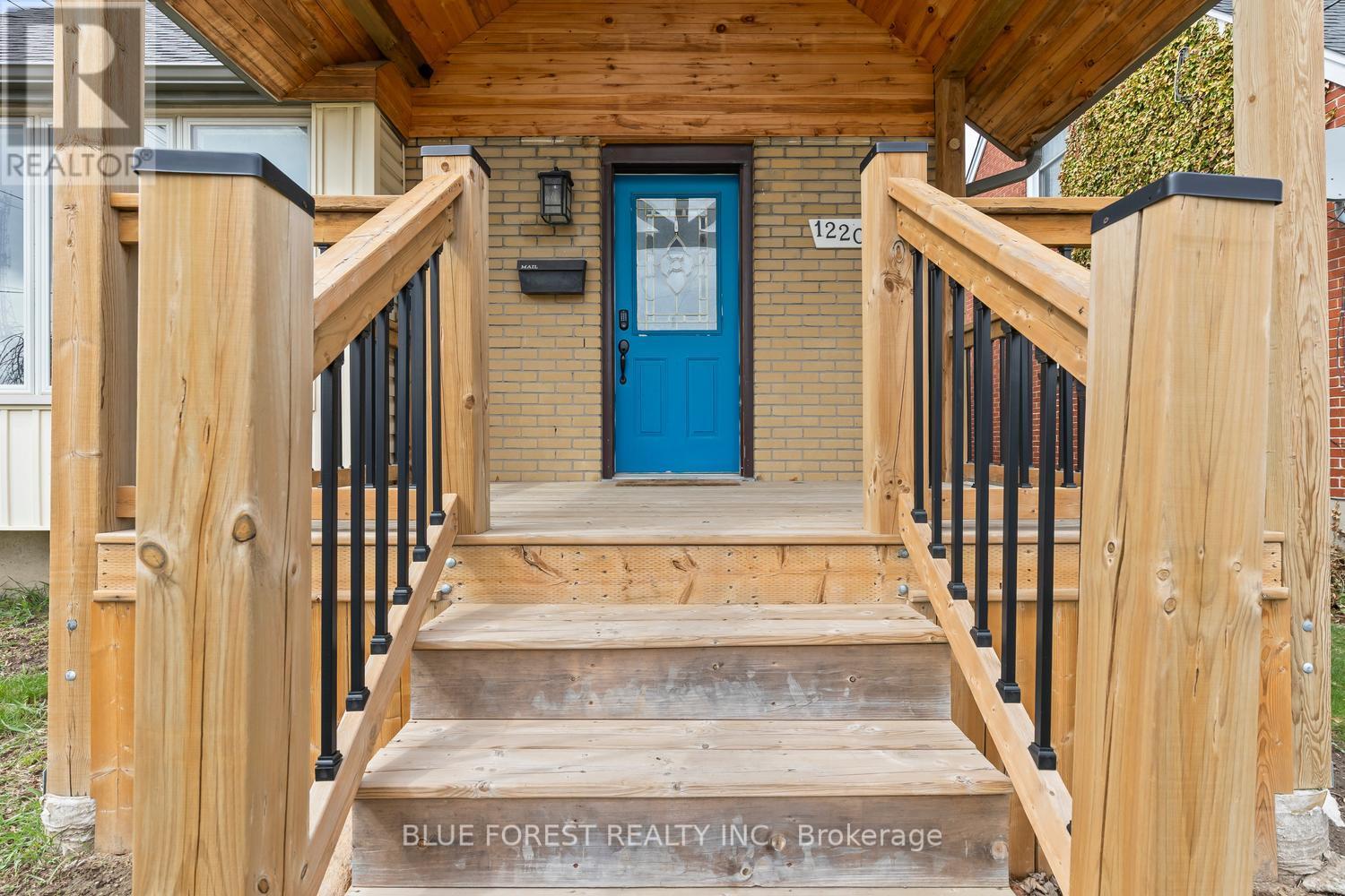 1220 WILTON AVENUE - 3