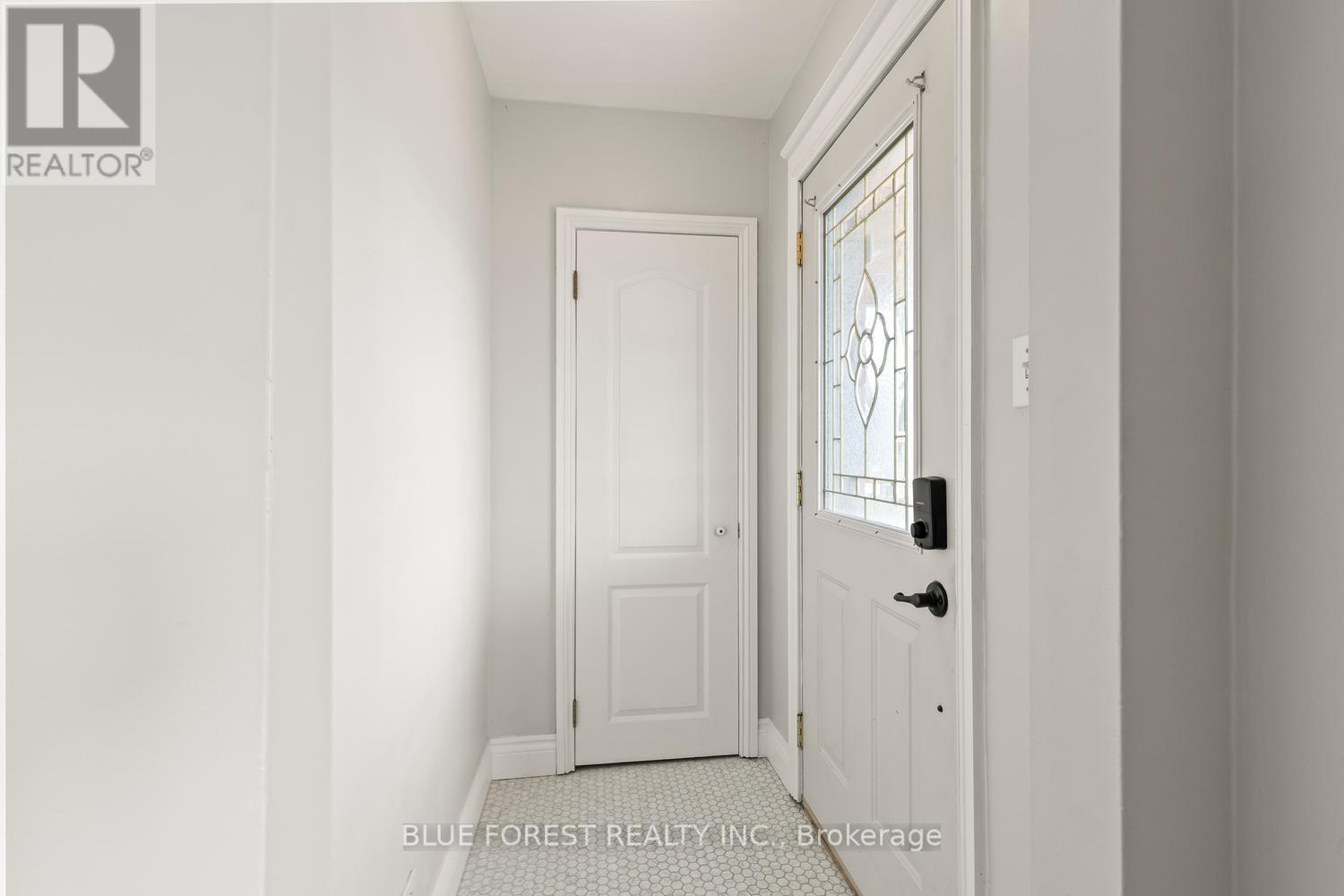 1220 WILTON AVENUE - 4