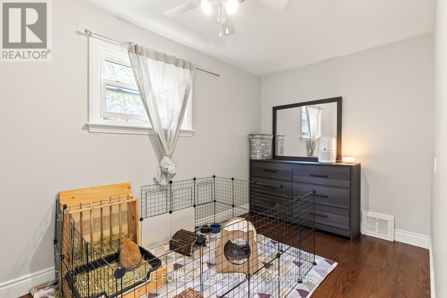 1220 WILTON AVENUE - 9