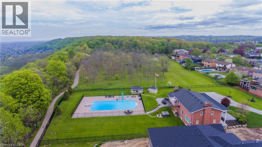 10 AZALEA Court, Stoney Creek, Ontario, L8J1K4 — Photo 47