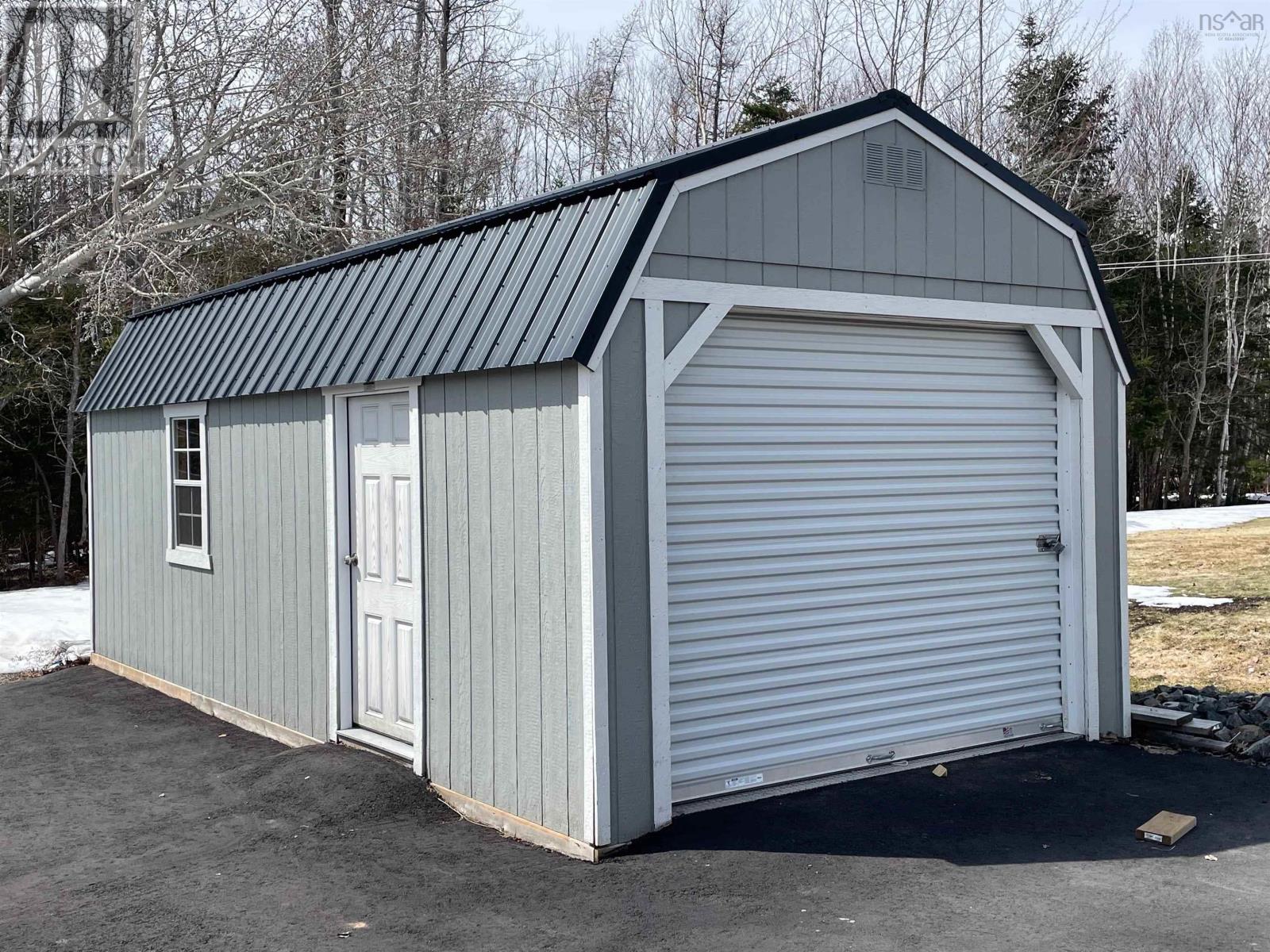 Property 6 of 27 of 243 Braemar Drive