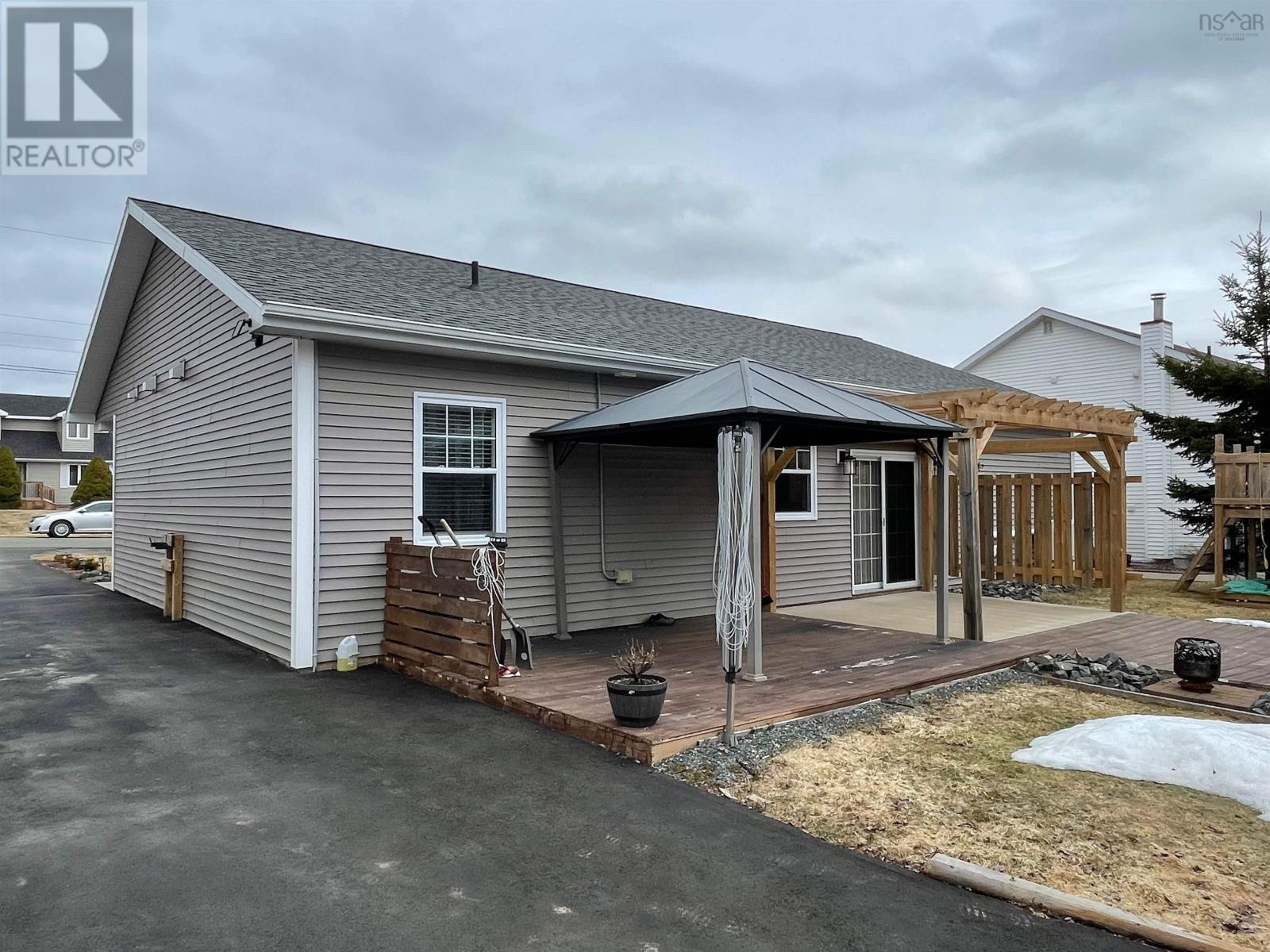 Property 4 of 27 of 243 Braemar Drive