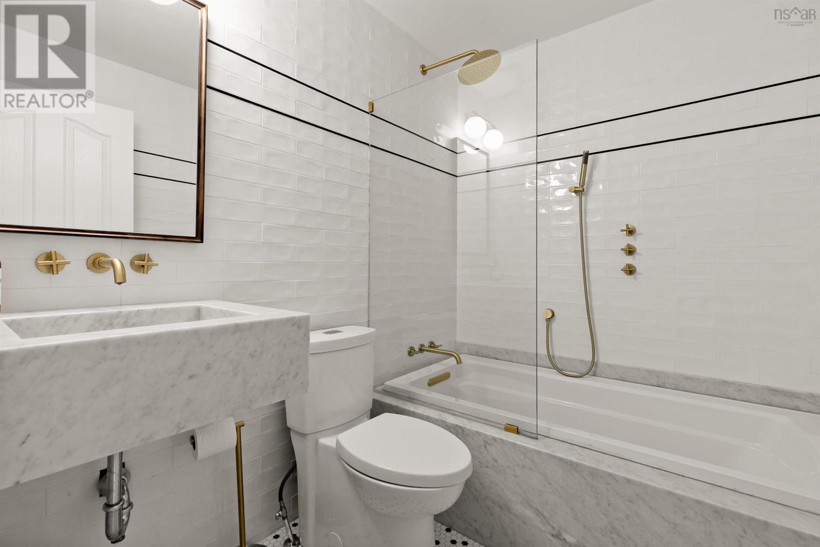 Property 29 of 39 of 149 Cresthaven Drive