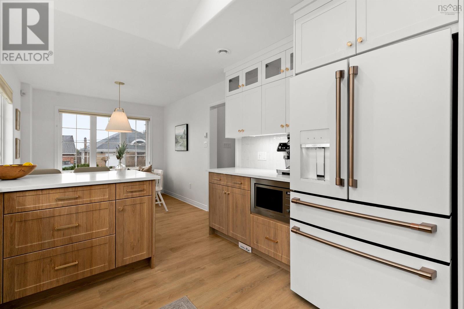 Property 19 of 39 of 149 Cresthaven Drive