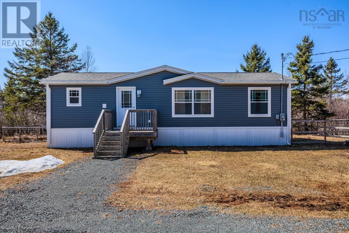 1048 ONSLOW MOUNTAIN Road - 1