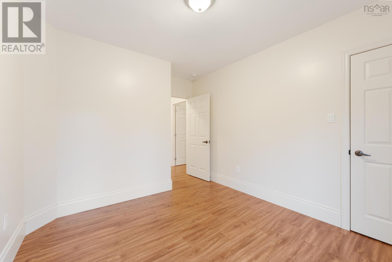 Property 8 of 39 of 4821 Highway 1