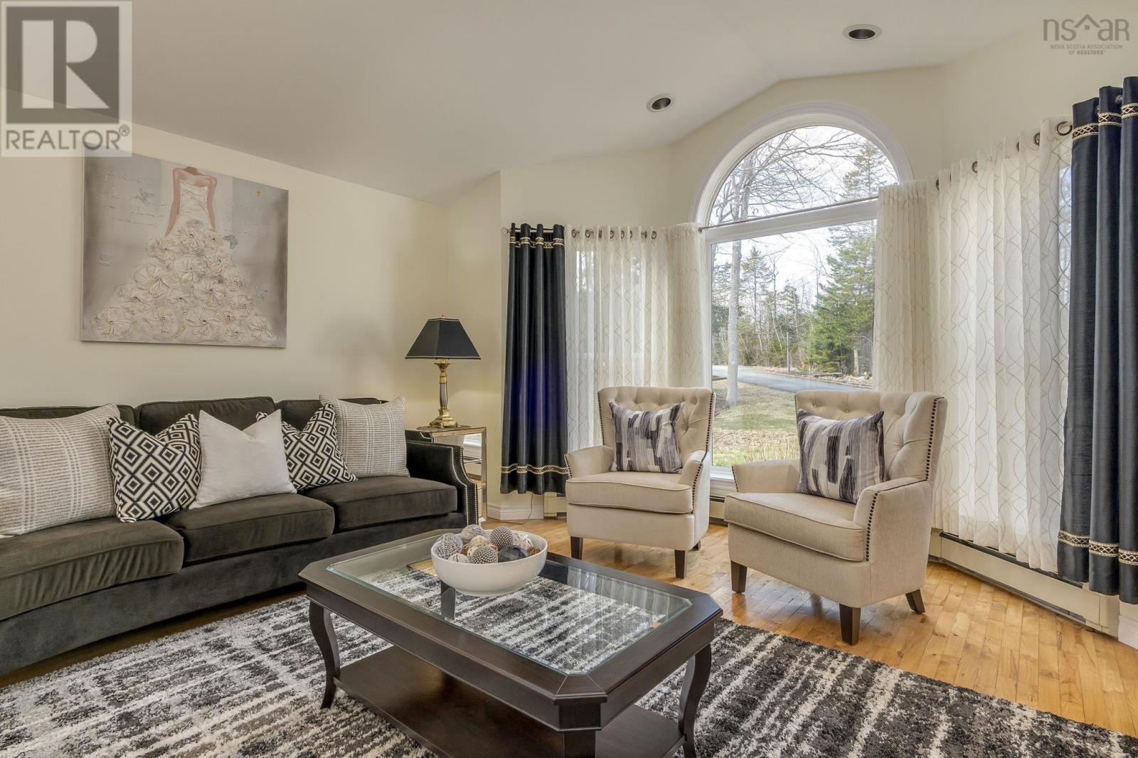 Property 5 of 50 of 35 Longburn Drive