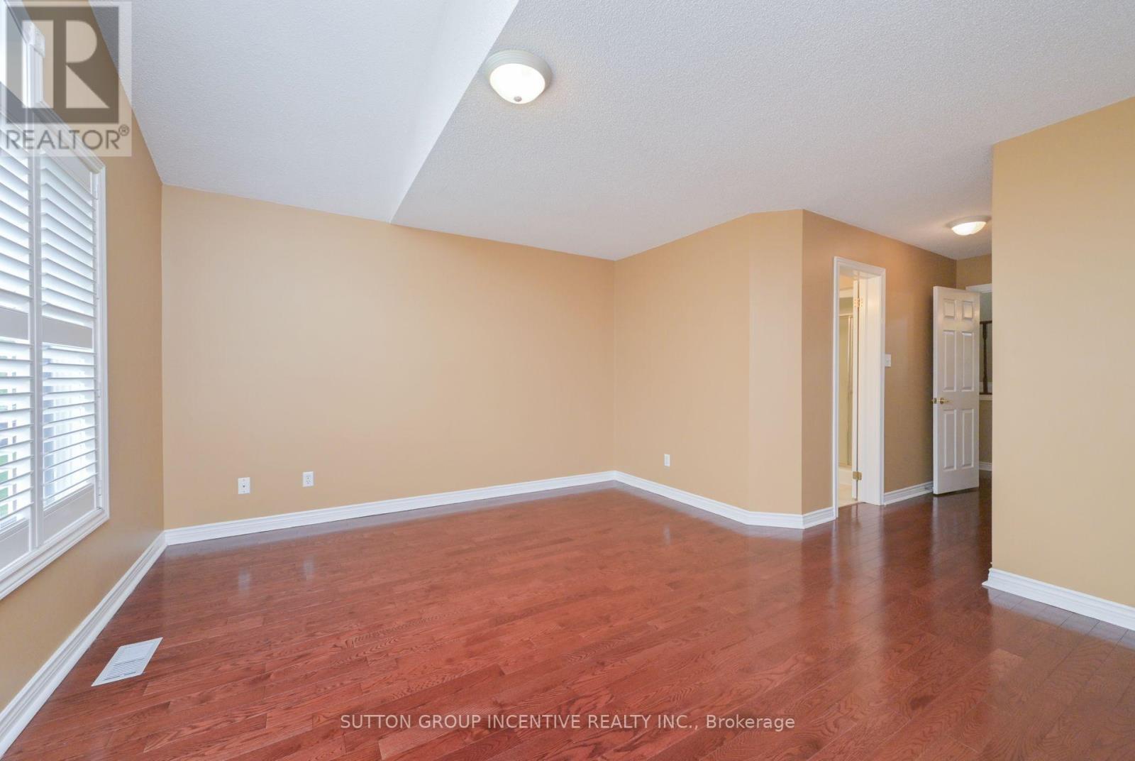 4 BELAIR PLACE - 16