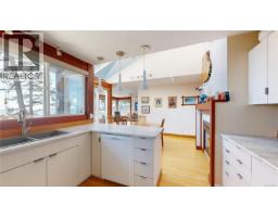Laundry room - 1130 Berry Point Rd, Gabriola Island, BC V0R1X1 Photo 12