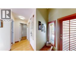 1130 Berry Point Rd, Gabriola Island, BC V0R1X1 Photo 26