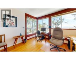 1130 Berry Point Rd, Gabriola Island, BC V0R1X1 Photo 23
