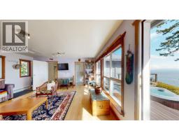 1130 Berry Point Rd, Gabriola Island, BC V0R1X1 Photo 16