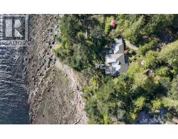 1130 Berry Point Rd, Gabriola Island, BC V0R1X1 Photo 53