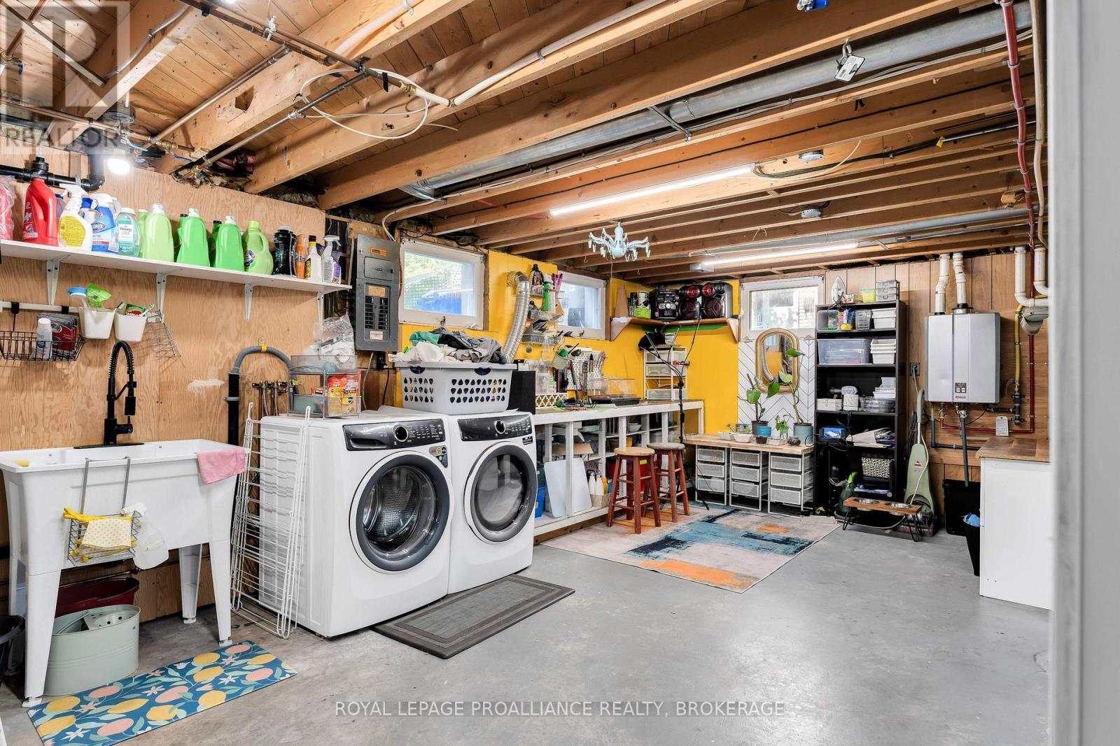 650 STEEL STREET - 30