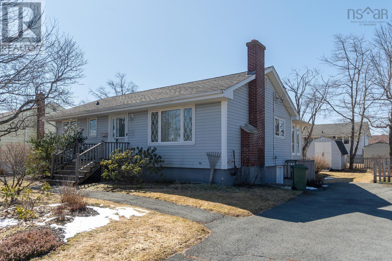 Property 33 of 49 of 1 Juniper Crescent