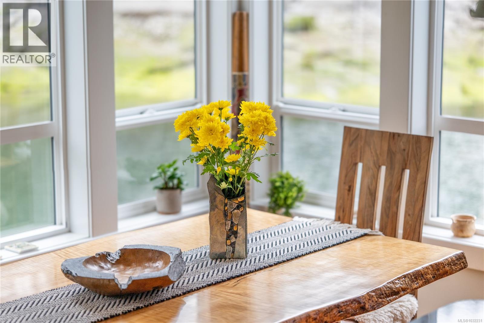 #J10 6145 GENOA BAY RD - 11