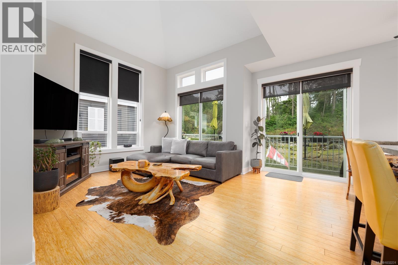 #J10 6145 GENOA BAY RD - 13