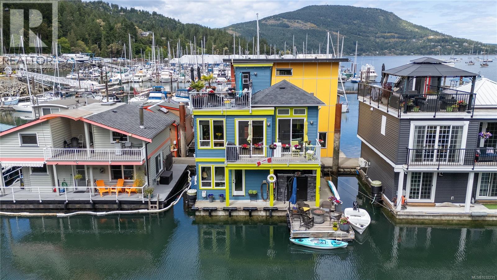 #J10 6145 Genoa Bay Rd - 31