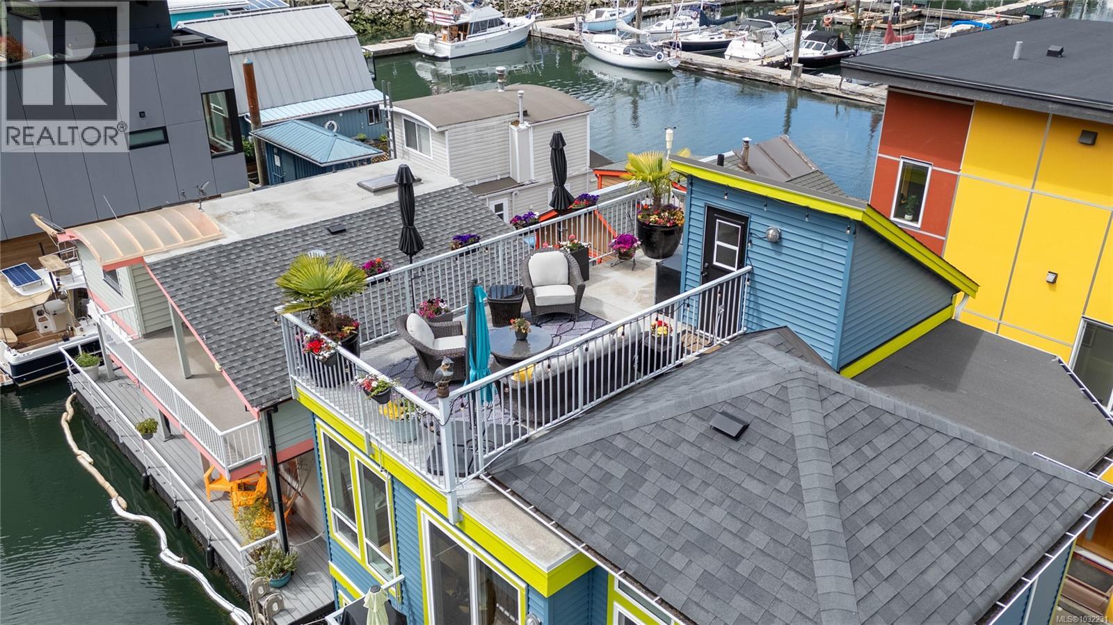 #J10 6145 Genoa Bay Rd - 36