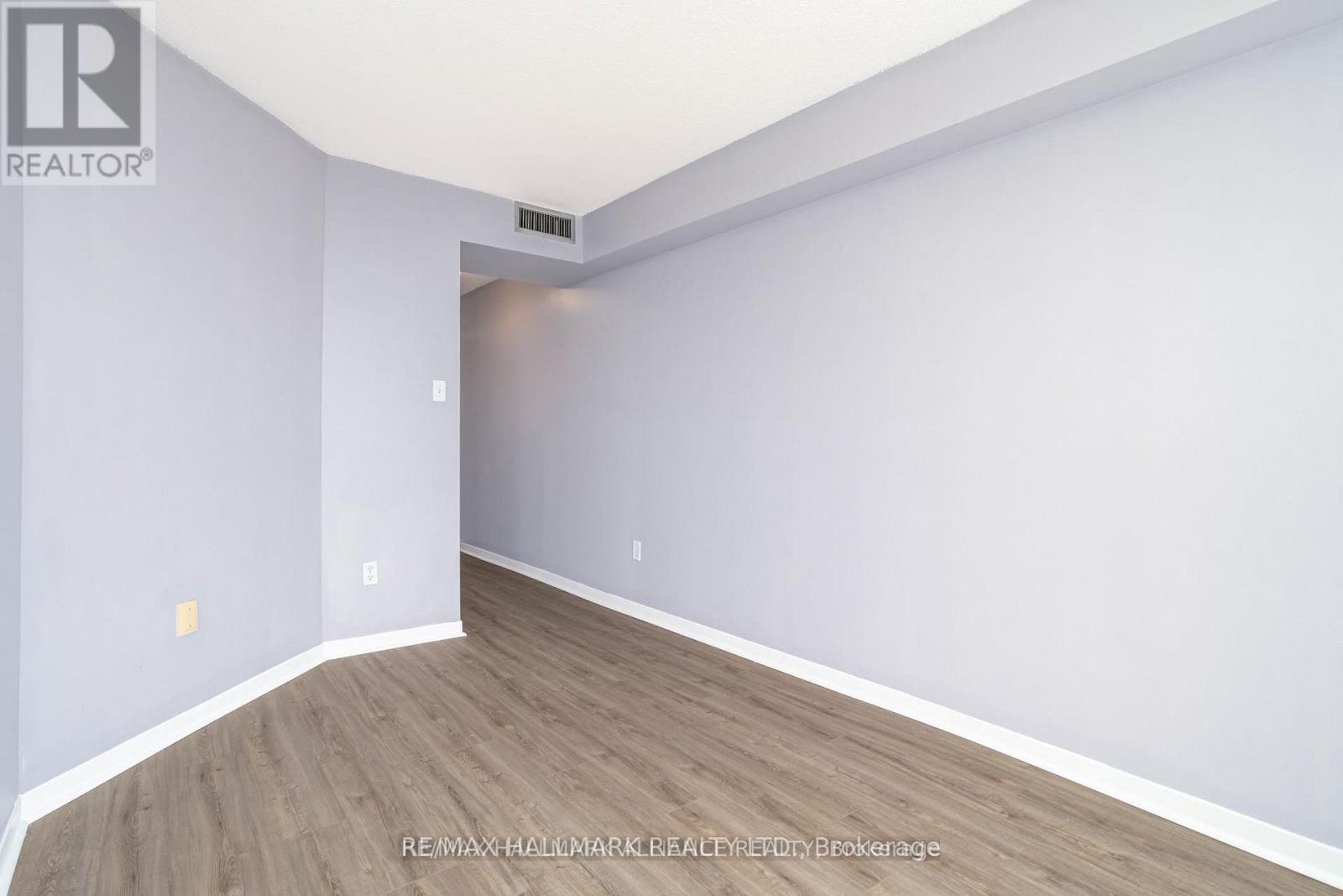 #707 3 ROWNTREE ROAD - 21