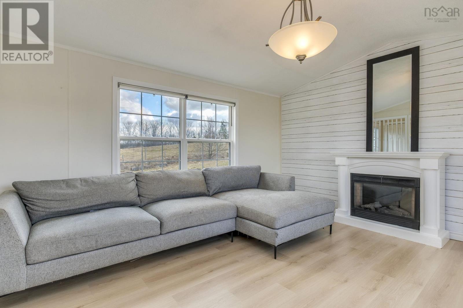 Property 13 of 28 of 835 Murchyville Road