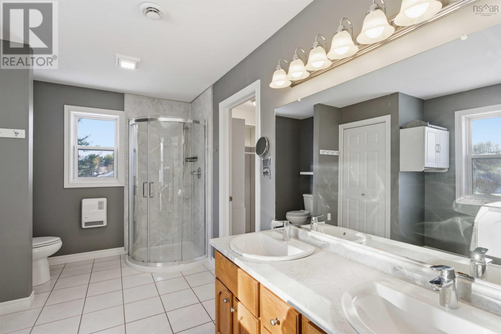 Property 25 of 46 of 1779 Drummond Drive, Ravenwood