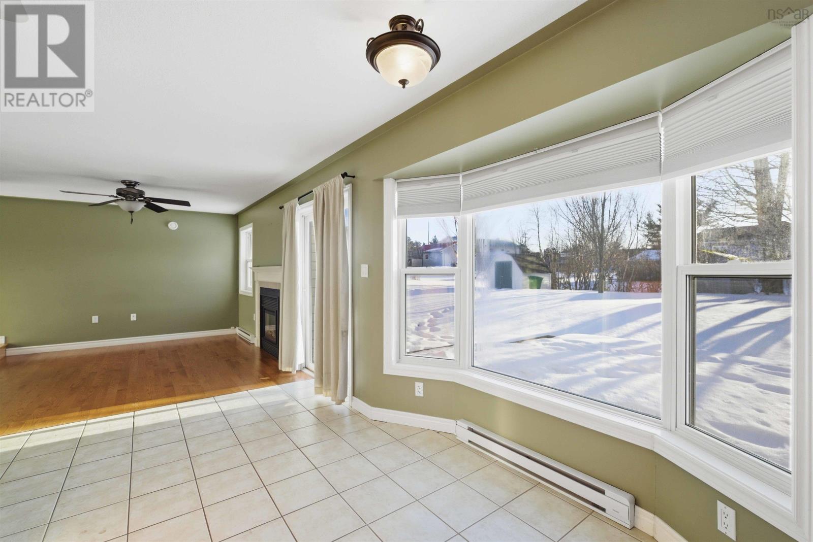 Property 7 of 46 of 1779 Drummond Drive, Ravenwood