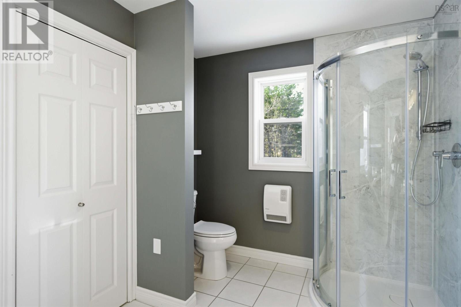 Property 39 of 46 of 1779 Drummond Drive, Ravenwood