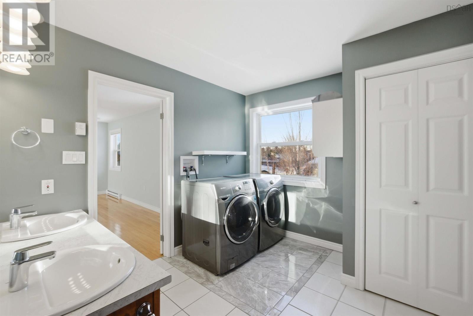 Property 26 of 46 of 1779 Drummond Drive, Ravenwood